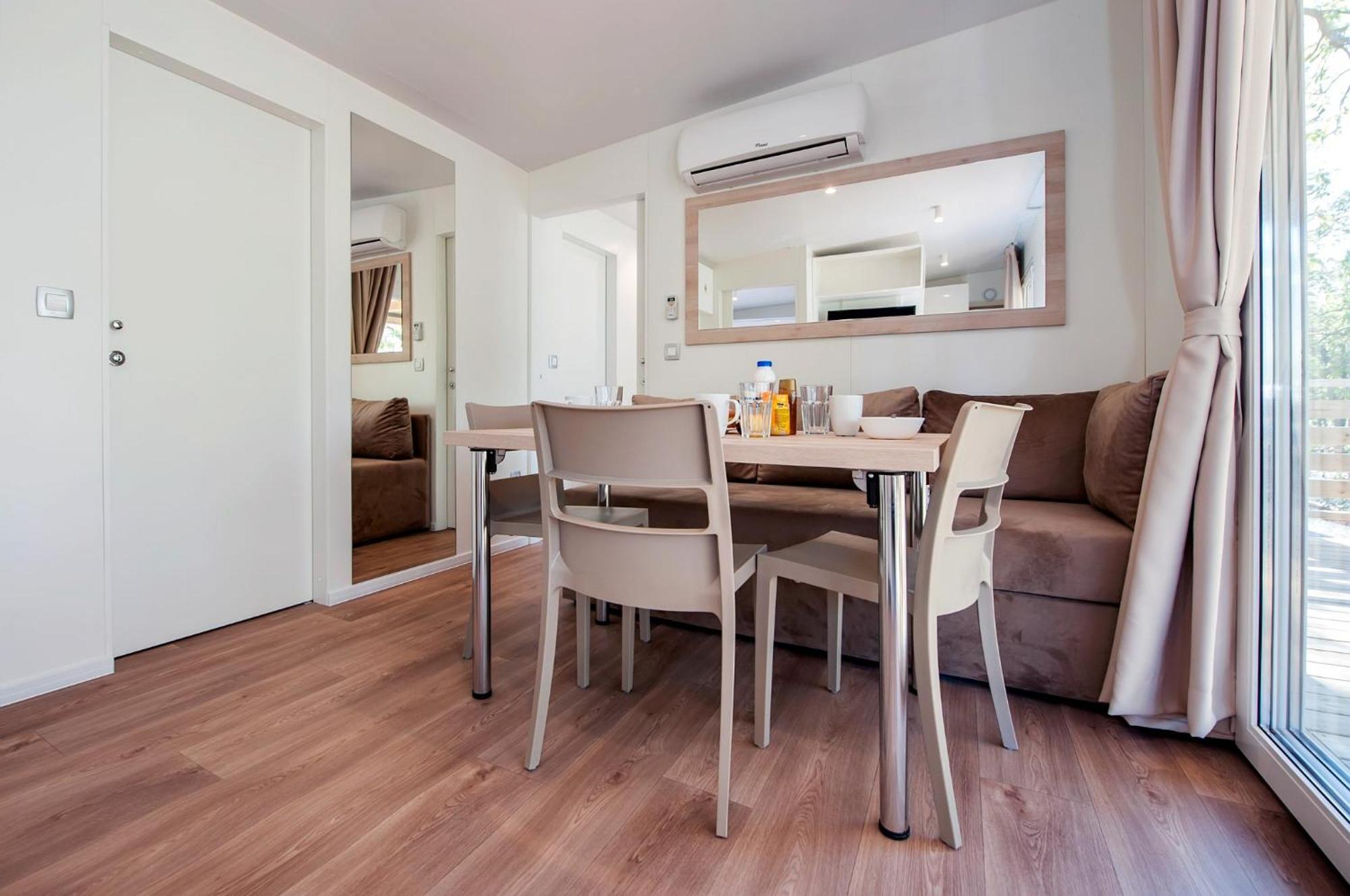 Eurocamp Mobile Homes At Campsite Puntica 푼타나 외부 사진